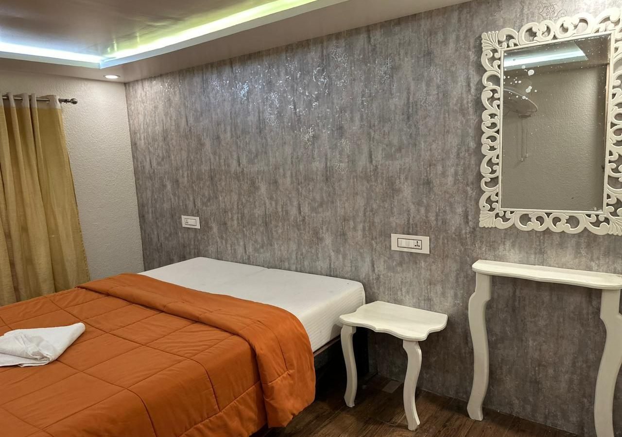 ABH Bedroom (8)
